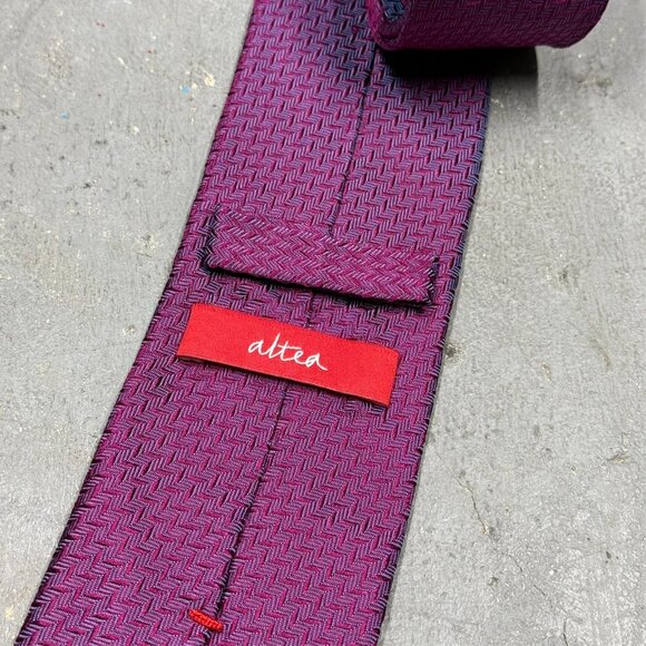 Altea Milano Tie 100% Silk Made in Italy Purple Herringbone Woven 3.5" - Picture 4 of 6